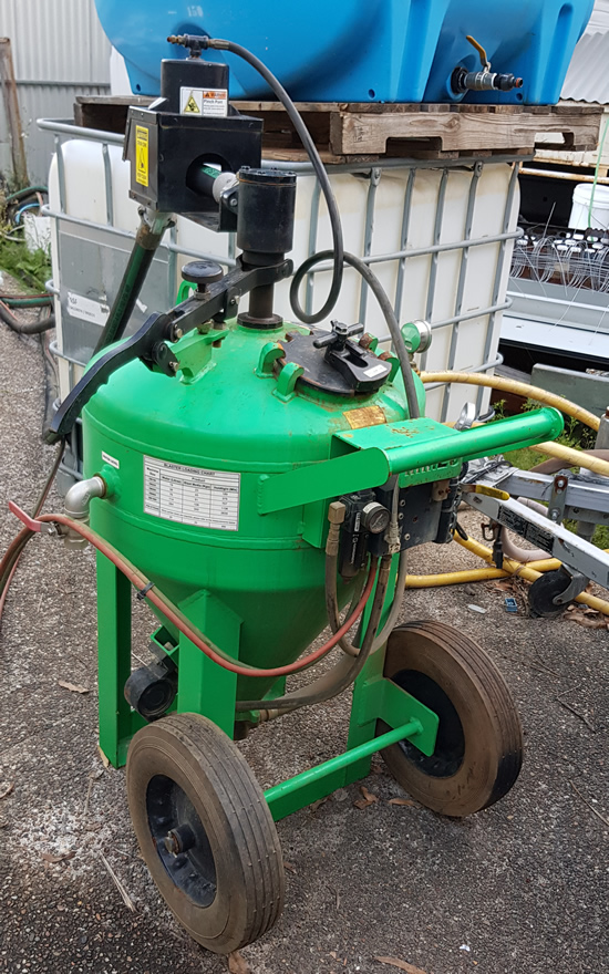 Dustless Blasting DB500 Wet Abrasive Blasting Machine